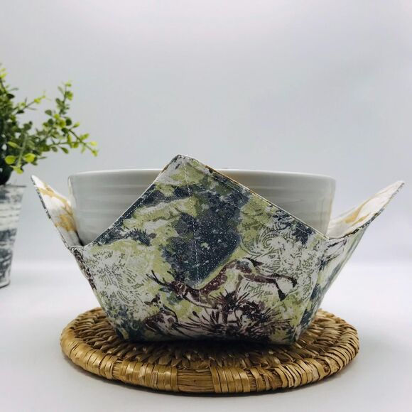 Set of 4 Holiday Microwave Soup Bowl Cozies, Reversible, Classic Collection - Picture 3 of 10